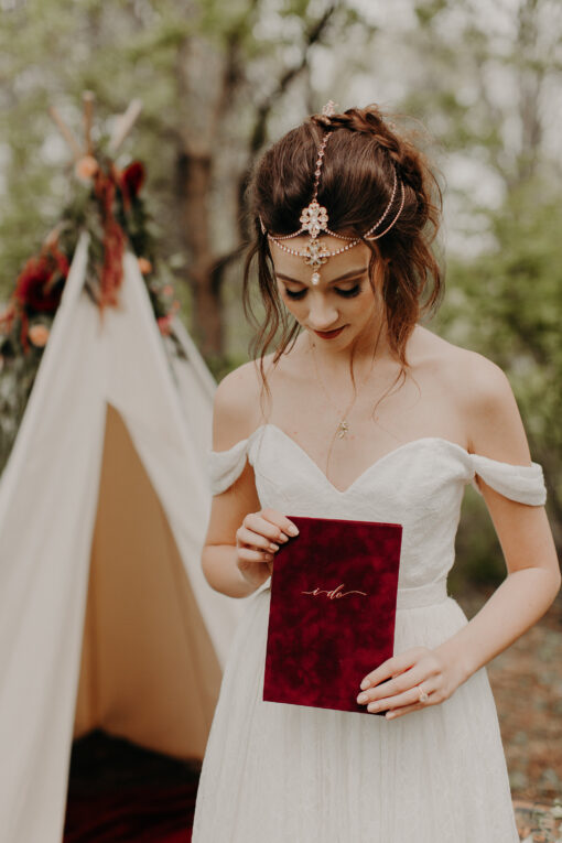dark-moody-burgundy-vow-books